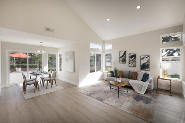 Detail Gallery Image 11 of 24 For 1746 Country Squire, Vista,  CA 92081 - 4 Beds | 3 Baths