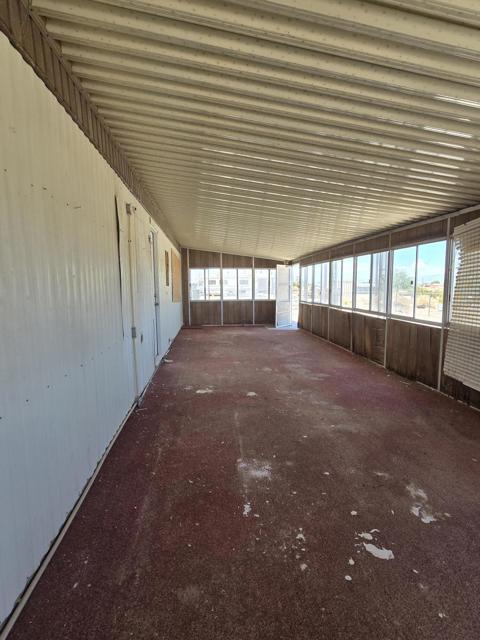 2655 Sea Wind Avenue, Thermal CA: https://media.crmls.org/mediaz/487a0477-ef90-48ee-9015-d3f50367fc08.jpg
