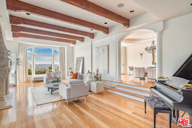 Image 4 of 32 For 1260 St Ives Place