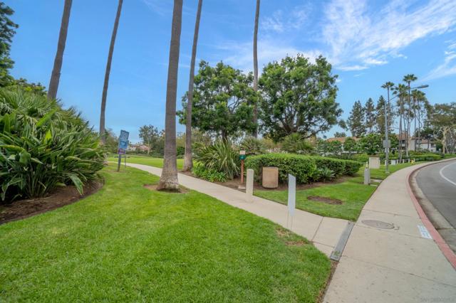 7405 Charmant Dr, San Diego CA: https://media.crmls.org/mediaz/487bdd21-80c2-4856-9234-54c23015a094.jpg