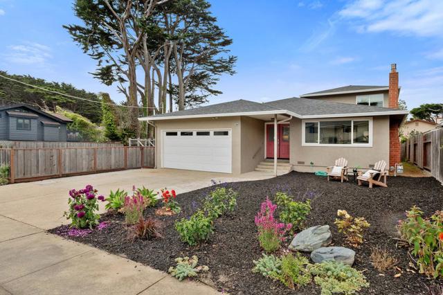 231 Virginia Avenue, Moss Beach CA: https://media.crmls.org/mediaz/487bfa8c-c9a2-47ad-af6b-842482f3e00d.jpg