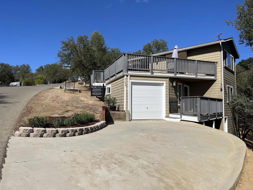 2182 Ridge Rider Road