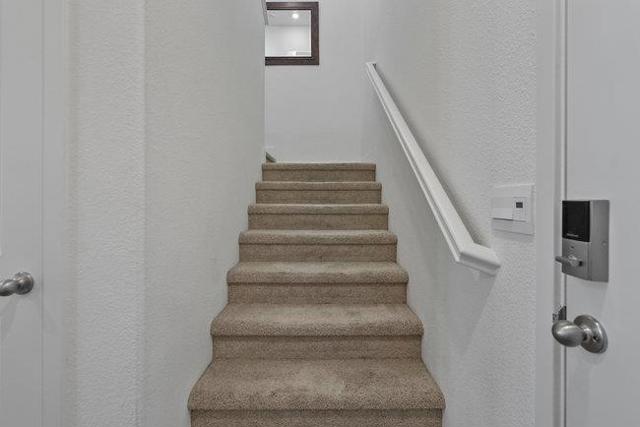 9182 Wickham Court, Gilroy CA: https://media.crmls.org/mediaz/487c692b-51b6-4c02-95d6-f61000d12e66.jpg