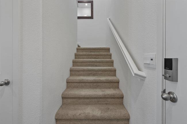 https://media.crmls.org/mediaz/487c692b-51b6-4c02-95d6-f61000d12e66.jpg?preset=X-Large
