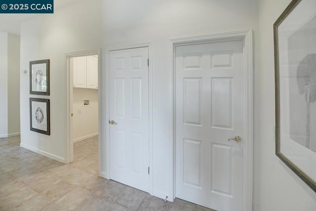 2916 Saklan Indian Dr, Walnut Creek CA: https://media.crmls.org/mediaz/487d0364-5e13-48dc-8d84-fe365506706a.jpg