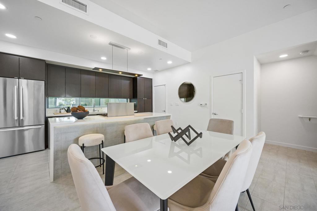 307 Upas St - photo 5