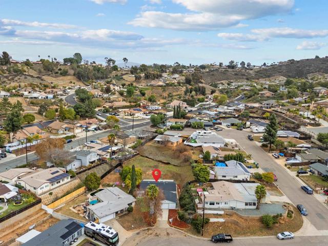 Image 33 of 37 For 9065 Heatherdale St