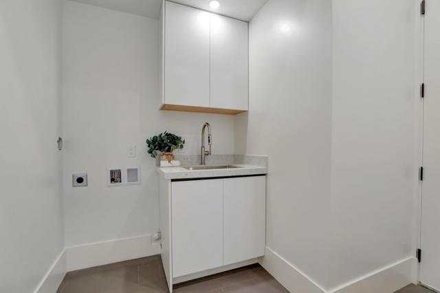 546 9th Avenue, Menlo Park CA: https://media.crmls.org/mediaz/487f542c-1f97-47a6-b0bf-806d692d601c.jpg