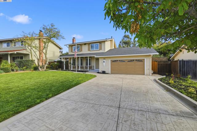 42293 Camino Santa Barbara, Fremont CA: https://media.crmls.org/mediaz/487f7ef2-5f1b-43a4-a147-33e1b2a0751c.jpg