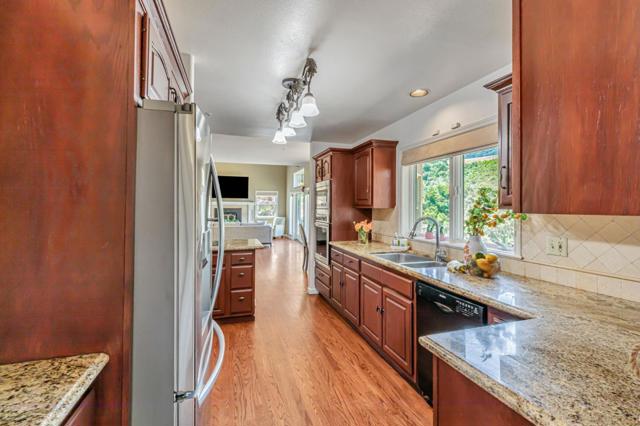 28837 Underwood Road,  CA: https://media.crmls.org/mediaz/487fa070-b941-413b-bed1-701fa0c1dbbb.jpg