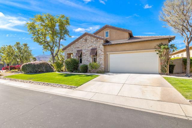 37 Shoreline Drive, Rancho Mirage CA: https://media.crmls.org/mediaz/48804927-38c4-43af-9f01-a9e98b928dd4.jpg