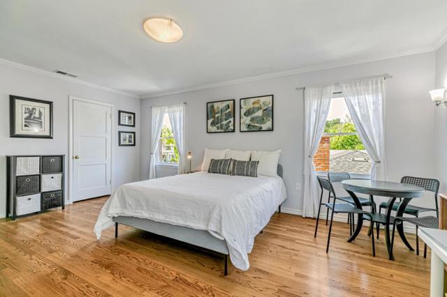 Image 40 of 90 For 130 17th Street