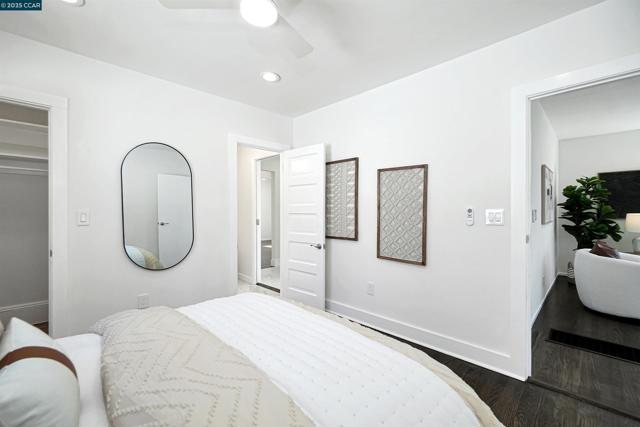 2718 Carmel St, Oakland CA: https://media.crmls.org/mediaz/4880e033-4c95-4555-9611-21c8071b5a31.jpg