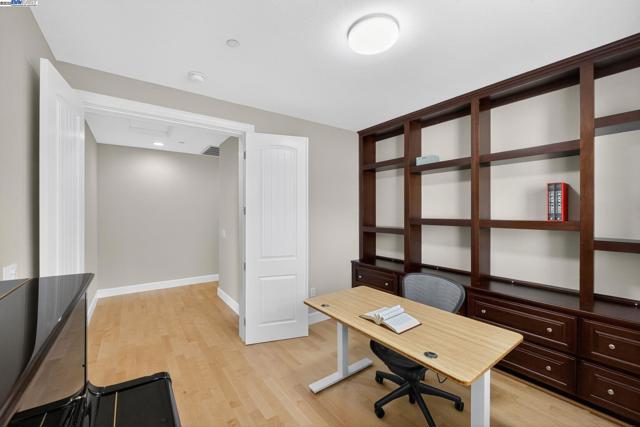 3231 Central Pkwy, Dublin CA: https://media.crmls.org/mediaz/4881803c-3c25-4589-b85e-80e808a41efa.jpg