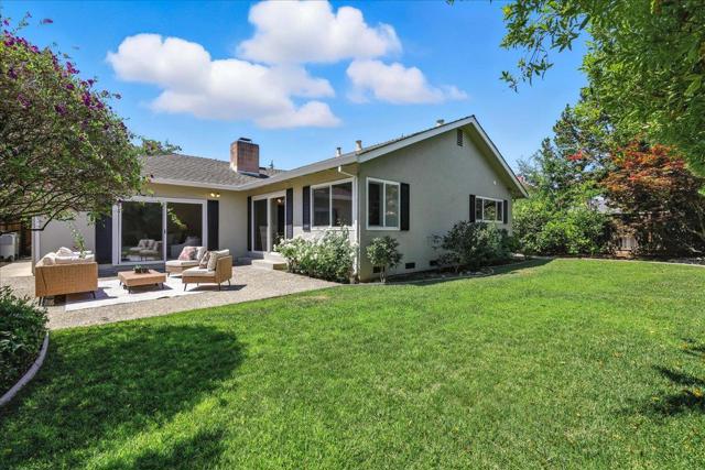 749 W Remington Drive, Sunnyvale CA: https://media.crmls.org/mediaz/4881c159-ddba-4fe7-bd94-da27b28681b9.jpg