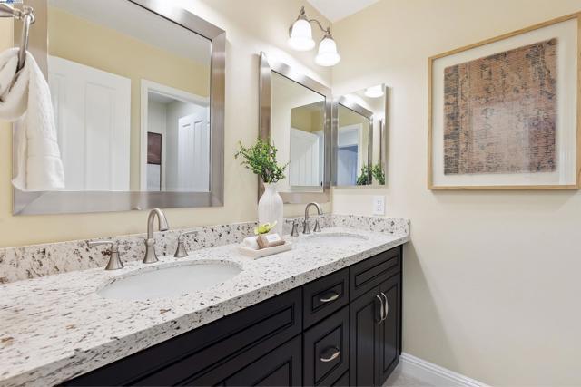 1687 Silverwood Ct, Danville CA: https://media.crmls.org/mediaz/4881f952-9d08-4925-8f36-759fcfaa06fe.jpg