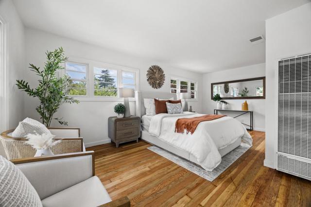 1711 Guinda Street, Palo Alto CA: https://media.crmls.org/mediaz/48833d2e-915e-436a-88df-fef97c5abc35.jpg