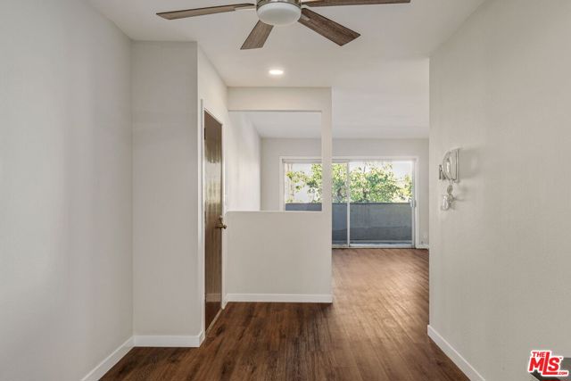1342 HARVARD Street, Santa Monica CA: https://media.crmls.org/mediaz/488399d6-8860-4bb9-8673-2abe8fe1f9d7.jpg