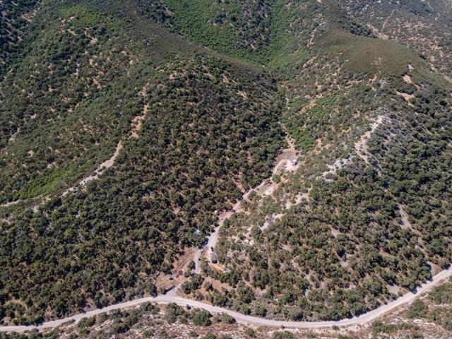 71418 Jolon Road, Bradley CA: https://media.crmls.org/mediaz/4883d4dd-aa4b-4e05-bd7b-77e14e2b6e41.jpg