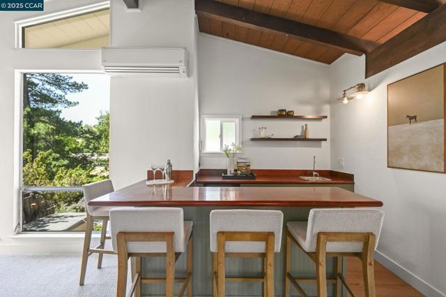 241 Lombardi Cir, Walnut Creek CA: https://media.crmls.org/mediaz/488418f5-6e17-44fb-9429-b2b242f7aaa0.jpg