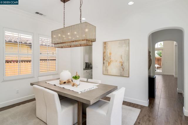 3467 Cashmere Street, Danville CA: https://media.crmls.org/mediaz/48842c19-b5a4-4586-8857-34c5b0b8a335.jpg