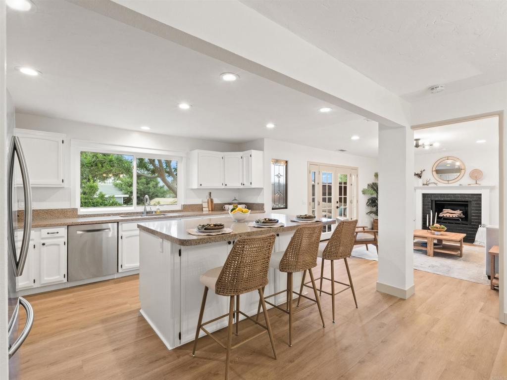 13737 Temple Street - photo 13