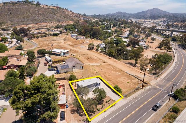 3754 56 Riviera Dr, La Mesa CA: https://media.crmls.org/mediaz/48846941-b806-447f-ad17-9f6a5a54cf56.jpg