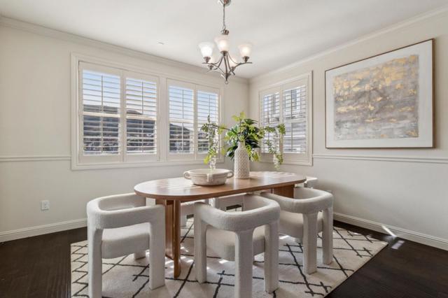 101 Butterweed Lane, Brisbane CA: https://media.crmls.org/mediaz/488479f3-7559-4796-9ae7-20c7224c9a66.jpg