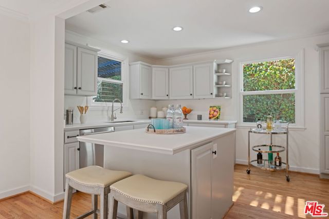 2965 Calle Noguera, Santa Barbara CA: https://media.crmls.org/mediaz/488578d1-dff7-47de-af5a-d4523d9ec7c4.jpg