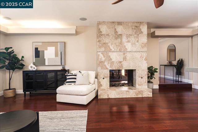 1736 Silverwood Dr, Martinez CA: https://media.crmls.org/mediaz/4885e2a5-b7fa-48bf-a34e-e8db1754a7c3.jpg