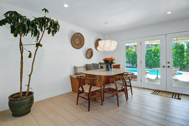 1373 E Madero Circle, Palm Springs CA: https://media.crmls.org/mediaz/4885f31f-a32d-4f2f-9b48-d19c6f7215d3.jpg
