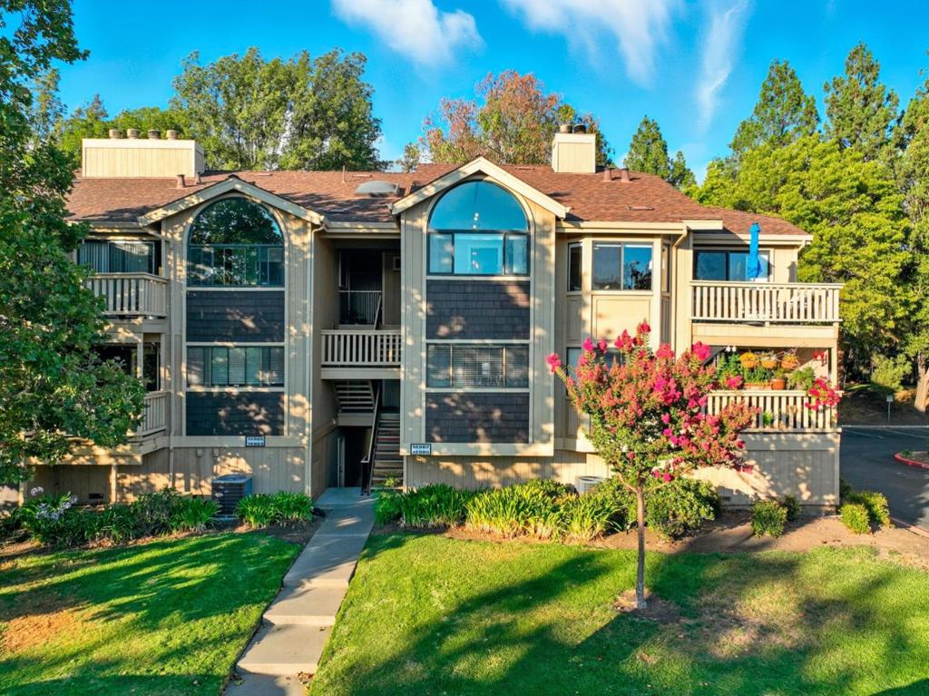 16902 Sorrel Way