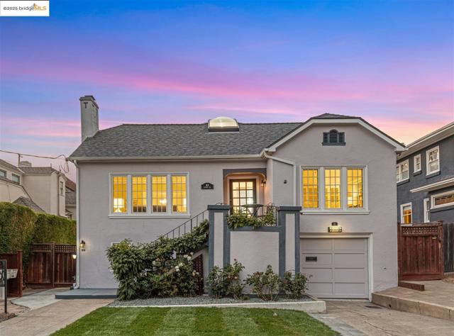 61 Wildwood Ave, Piedmont CA: https://media.crmls.org/mediaz/4887c004-5c3a-4452-ad8d-a096bde5ad78.jpg