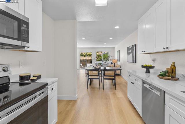 8351 Mulberry Pl, Dublin CA: https://media.crmls.org/mediaz/488801c2-97ac-4a0d-8f70-2e5f60b60ac0.jpg