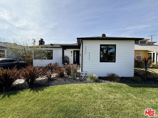 3625 Somerset Drive, Los Angeles CA: https://media.crmls.org/mediaz/48884695-9f8c-49f1-bf85-155f05d16a04.jpg