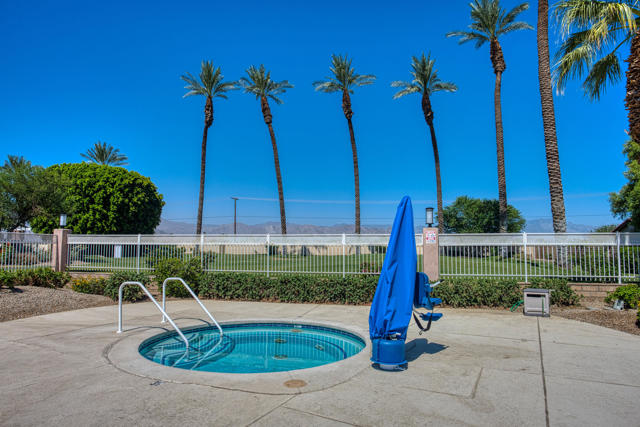 48753 Barrymore Street, Indio CA: https://media.crmls.org/mediaz/4888569f-d146-4f34-857c-d5ac43877f31.jpg