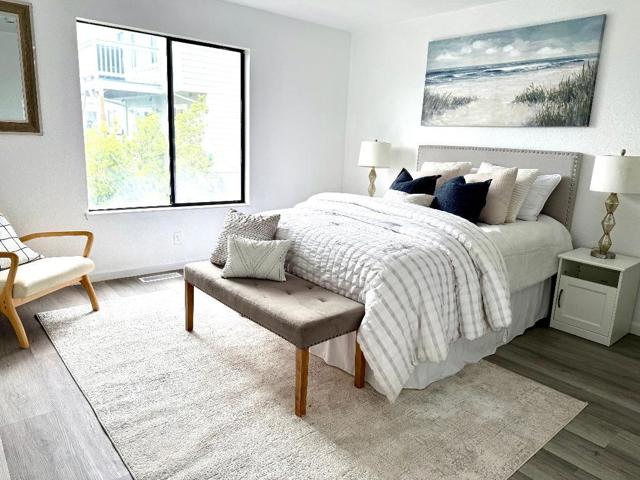 900 Hillside Boulevard, Daly City CA: https://media.crmls.org/mediaz/488873e5-6311-4077-a5d2-3a8aead9abf8.jpg