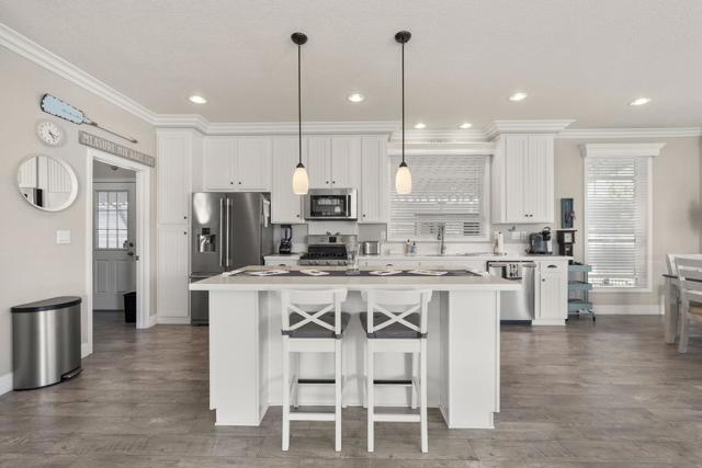 7313 Santa Barbara St, Carlsbad CA: https://media.crmls.org/mediaz/4888a559-75d0-4ec9-b242-9d1b144f32af.jpg