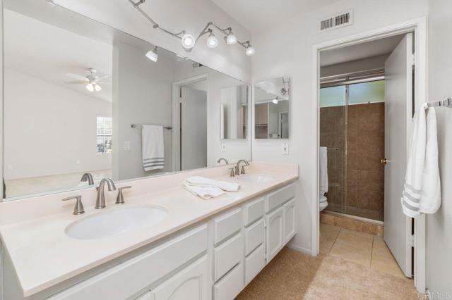 Detail Gallery Image 37 of 46 For 3810 Creststone Place, San Diego,  CA 92130 - 3 Beds | 2/1 Baths