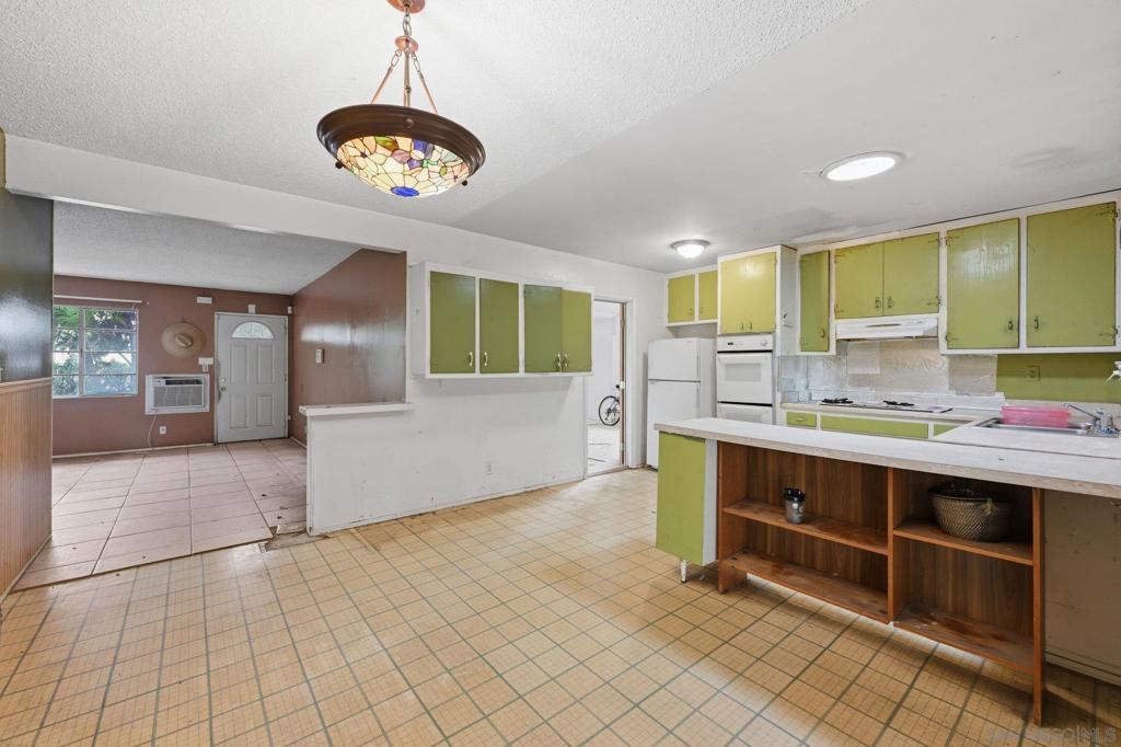 1271 Jefferson Ave - photo 9