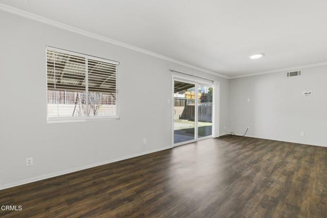 Detail Gallery Image 3 of 19 For 229 Wakeford Ave, Santa Paula,  CA 93060 - 3 Beds | 1/1 Baths