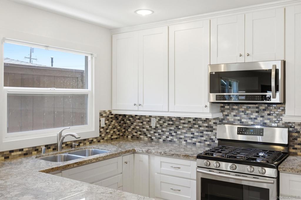1323 Felspar Street - photo 12