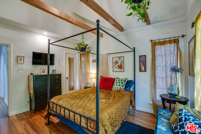 523 S Coronado Street, Los Angeles CA: https://media.crmls.org/mediaz/488bc4d1-89be-4565-aa4d-b68cd7481f03.jpg