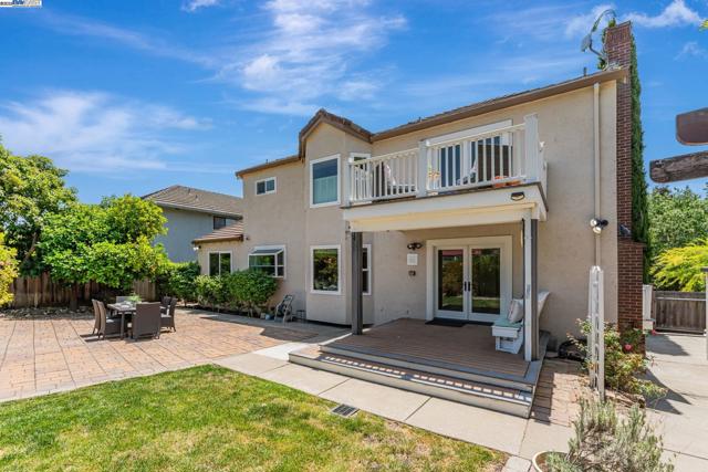 483 Becado Place, Fremont CA: https://media.crmls.org/mediaz/488c1cb5-b0f2-4c11-8fcd-1293456804c7.jpg