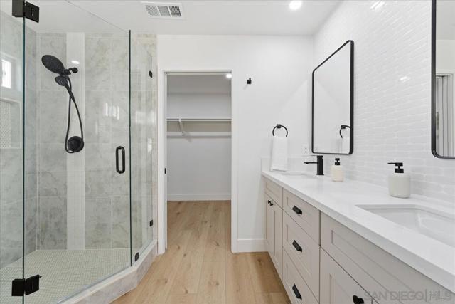 3650 Mount Acadia Blvd, San Diego CA: https://media.crmls.org/mediaz/488c24a3-c604-4bca-bf52-199bd23f442f.jpg