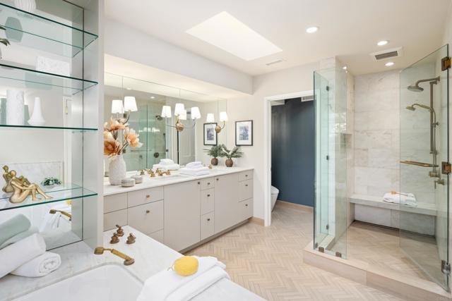 Detail Gallery Image 20 of 40 For 621 Mira Monte, La Jolla,  CA 92037 - 4 Beds | 4 Baths