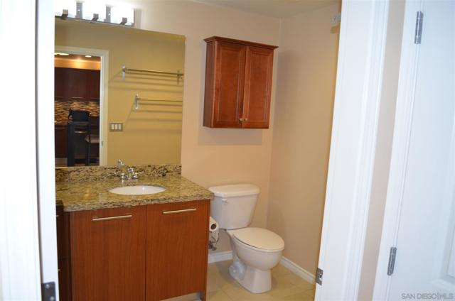 1431 Pacific Hwy, San Diego CA: https://media.crmls.org/mediaz/488c6064-2c12-4a18-9e4b-1c80d29abd0c.jpg