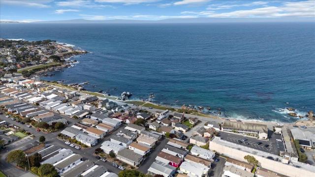 700 Briggs Avenue, Pacific Grove CA: https://media.crmls.org/mediaz/488c67d6-bd00-4779-9661-035eea48ce89.jpg