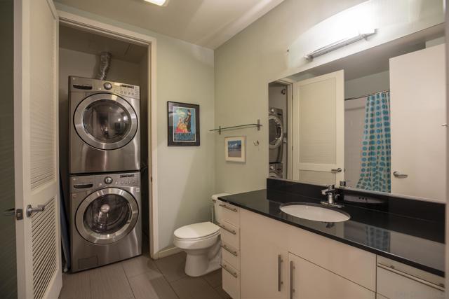 1025 Island Ave, San Diego CA: https://media.crmls.org/mediaz/488f571f-b42e-4978-9db8-87325edcf9e4.jpg