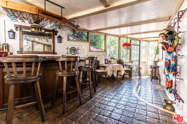 769 Bonita Drive, South Pasadena CA: https://media.crmls.org/mediaz/488f7e07-b102-4018-925b-7fa2009764d9.jpg